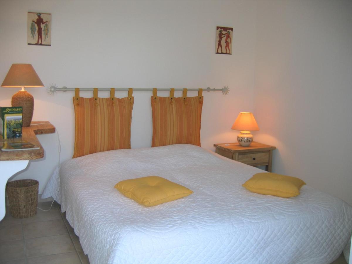 Les Restanques Otel Goult Dış mekan fotoğraf